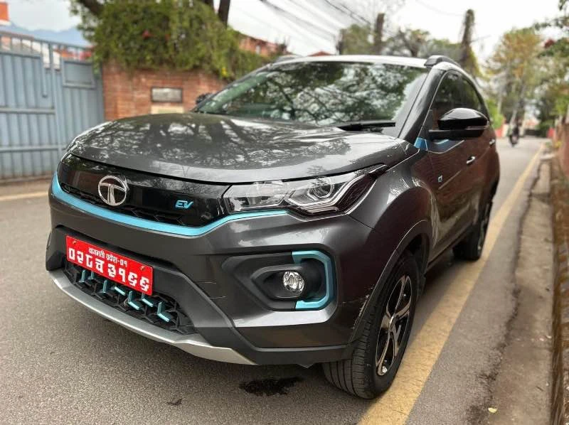 Tata Nexon XZ+ LUX EV 2023
