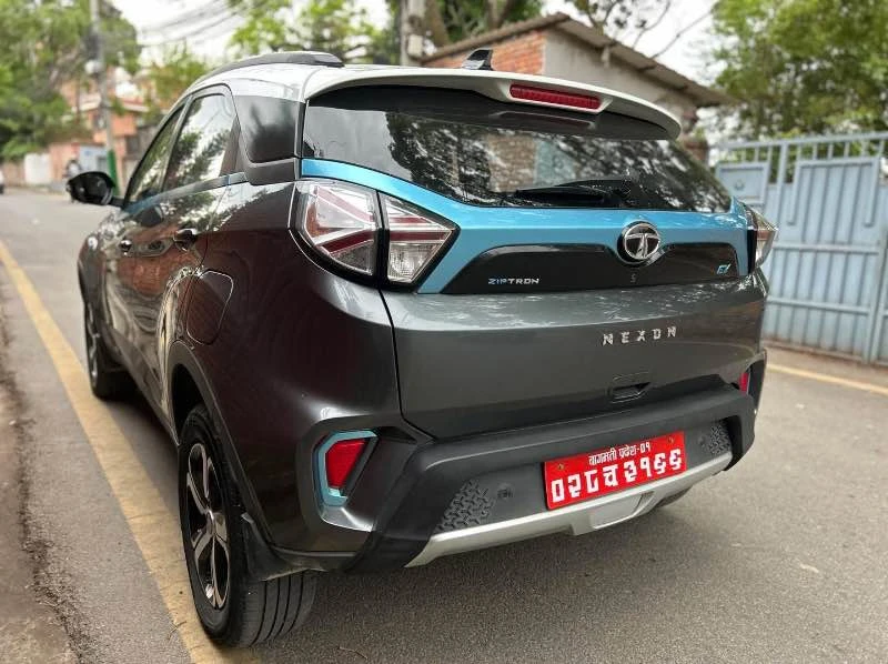 Tata Nexon XZ+ LUX EV 2023