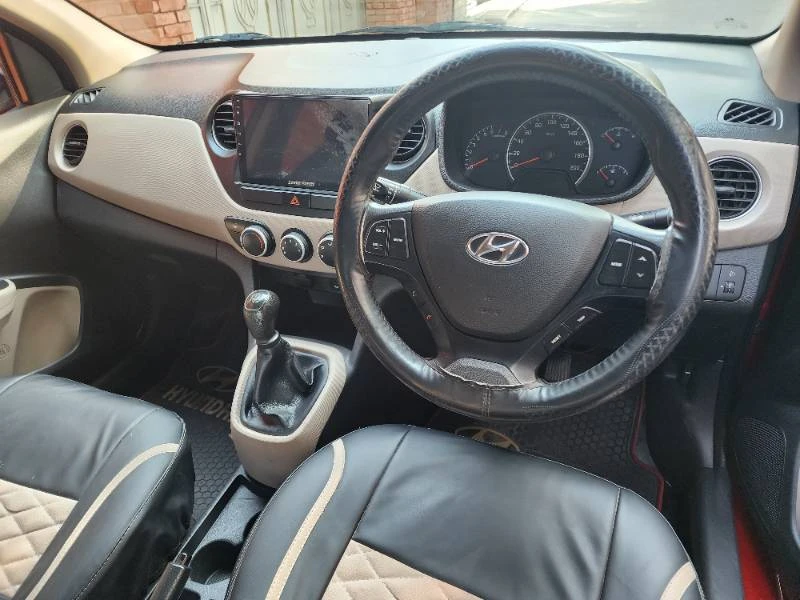 Grand i10 Magna 2018 Red
