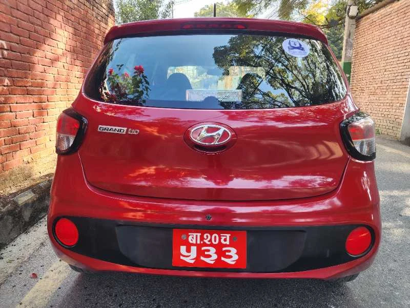 Grand i10 Magna 2018 Red