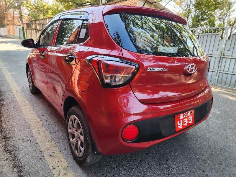 Grand i10 Magna 2018 Red